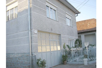 Словакия Privát Silica, Екстериор